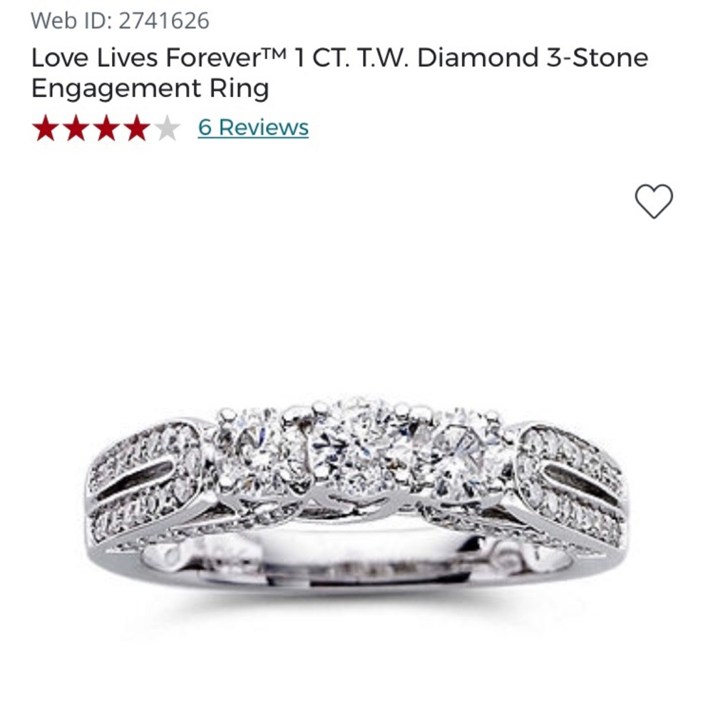 Ladies 3 stone engagement ring